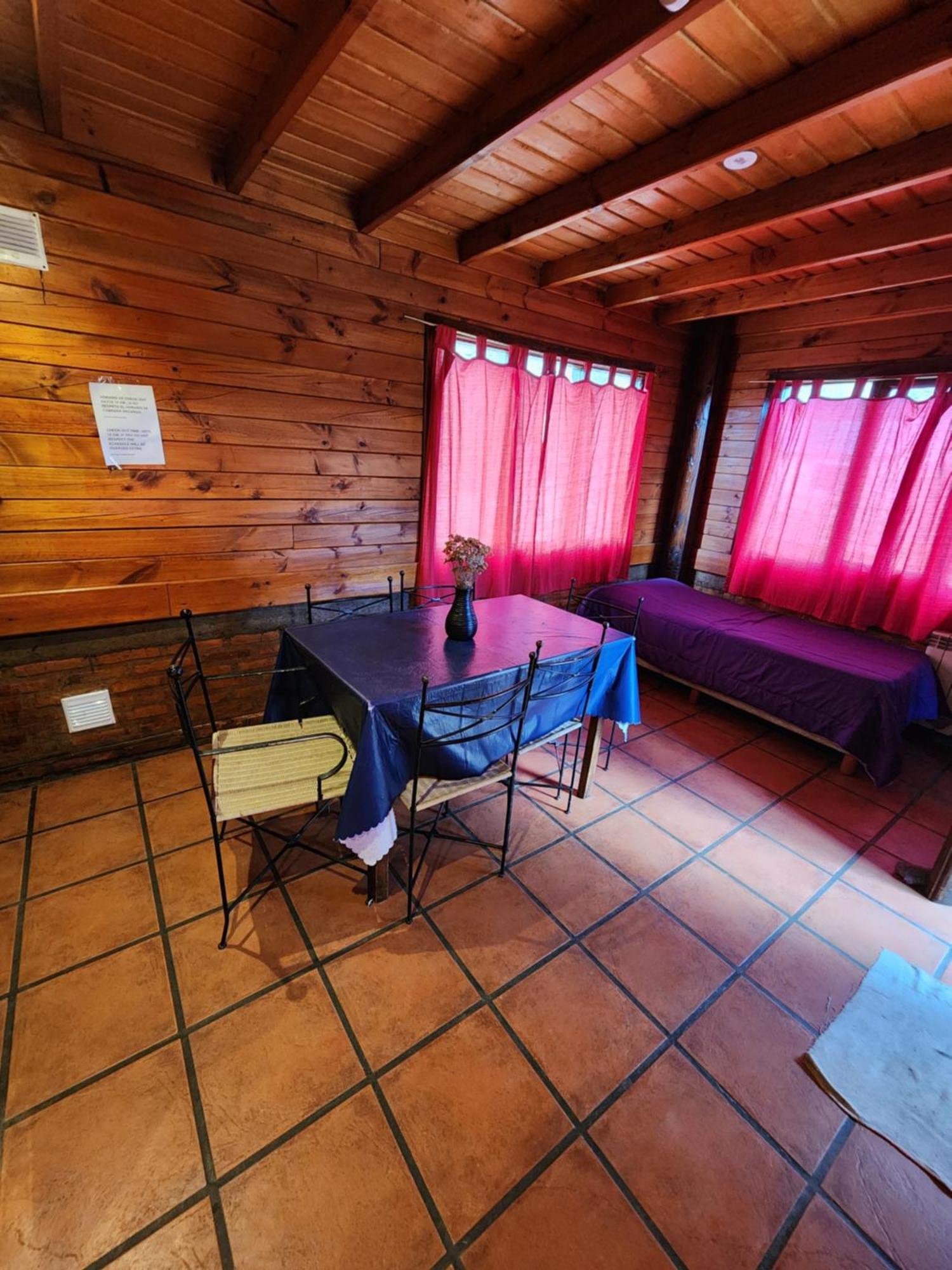 Hostel Cerro Torres El Chalten Exterior photo